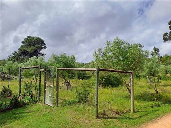 3 974 m² Land