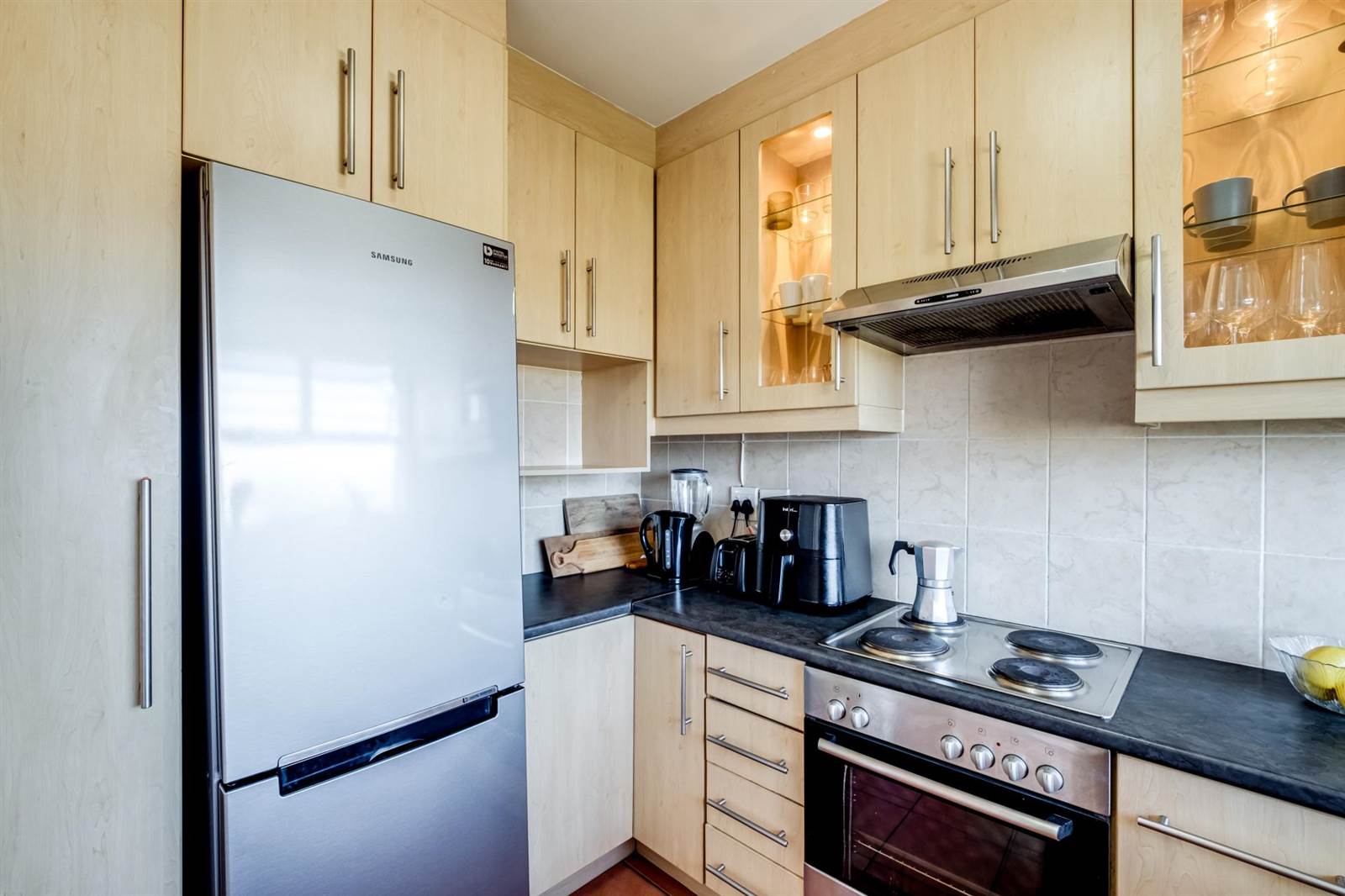 2 Bed Apartment in Wynberg Upper photo number 10