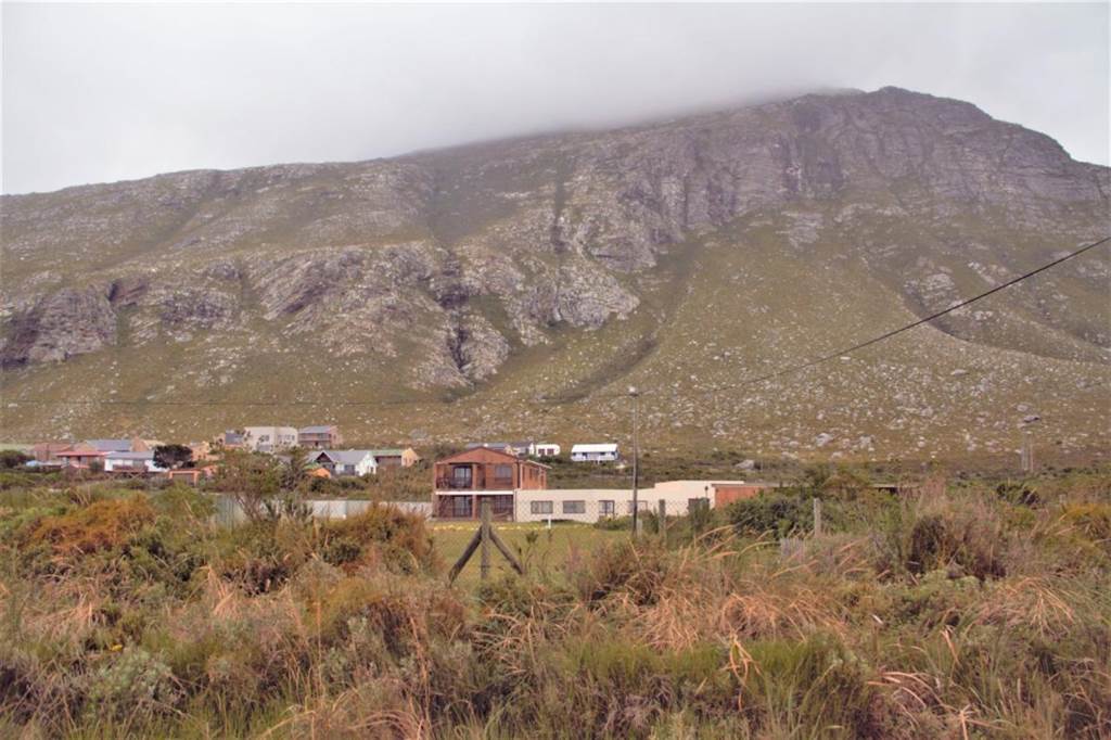 880 m² Land available in Bettys Bay photo number 16