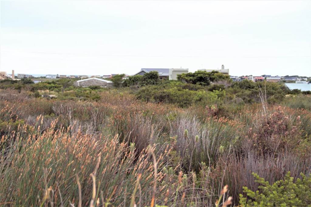 880 m² Land available in Bettys Bay photo number 9