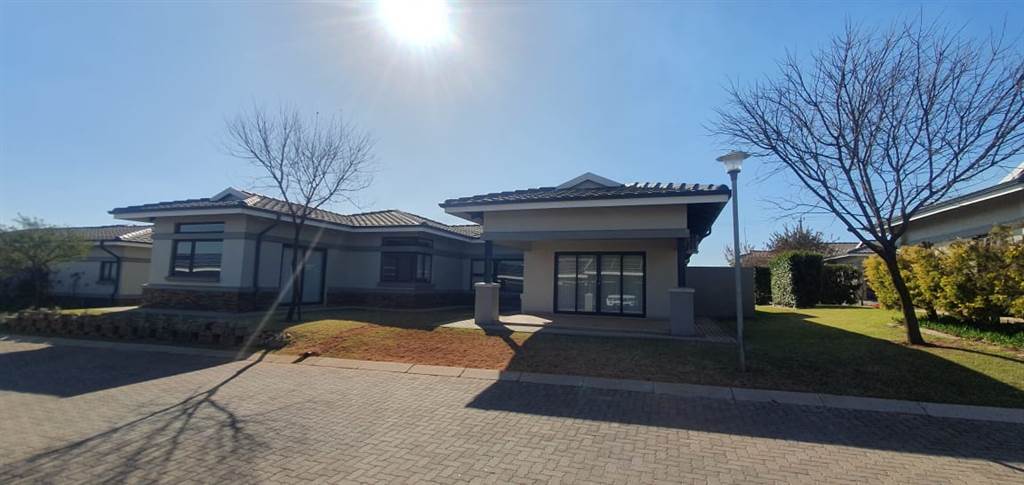 4 Bed House in Benoni North photo number 29