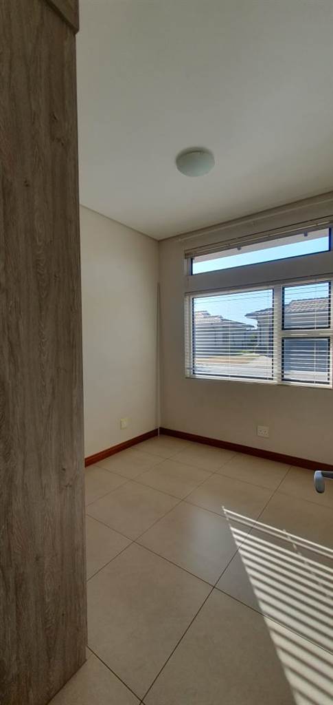 4 Bed House in Benoni North photo number 24