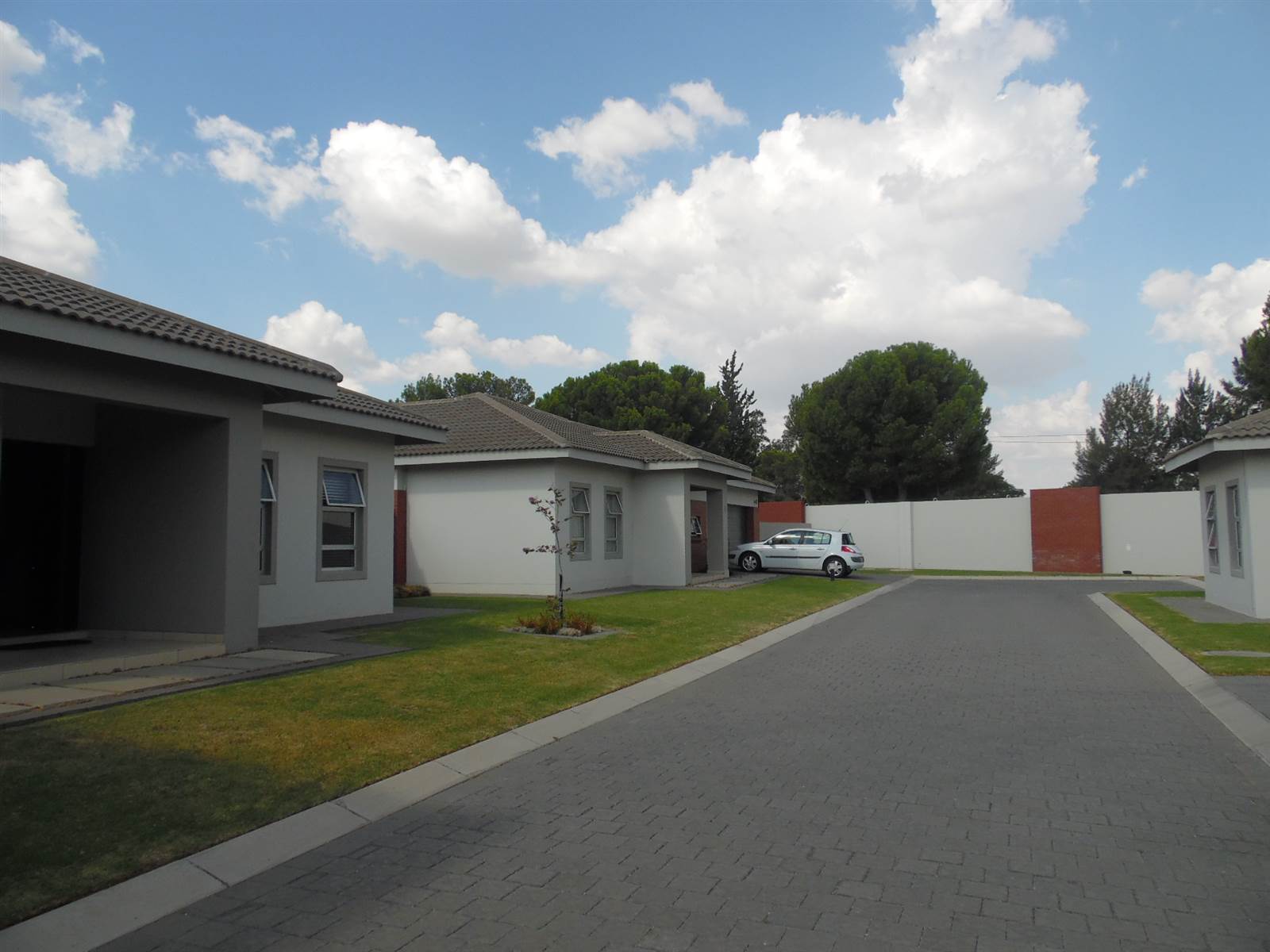 2 Bed Townhouse in Welkom photo number 21