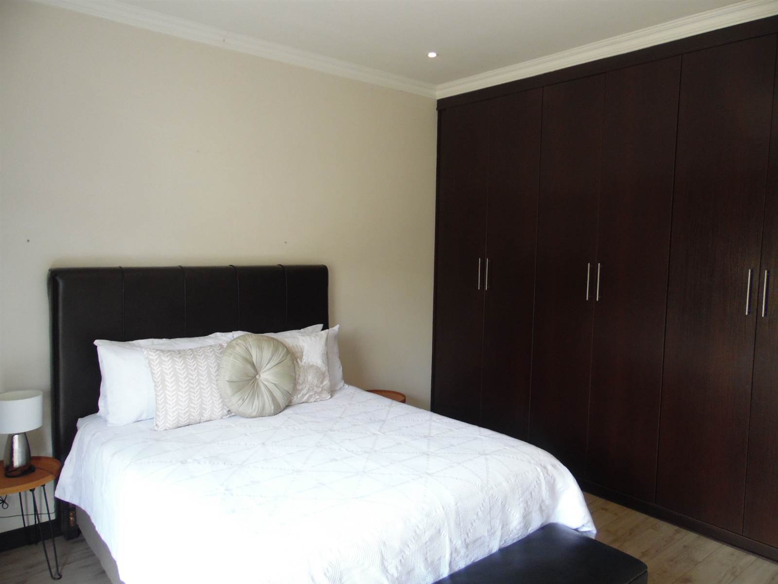 2 Bed Townhouse in Welkom photo number 8