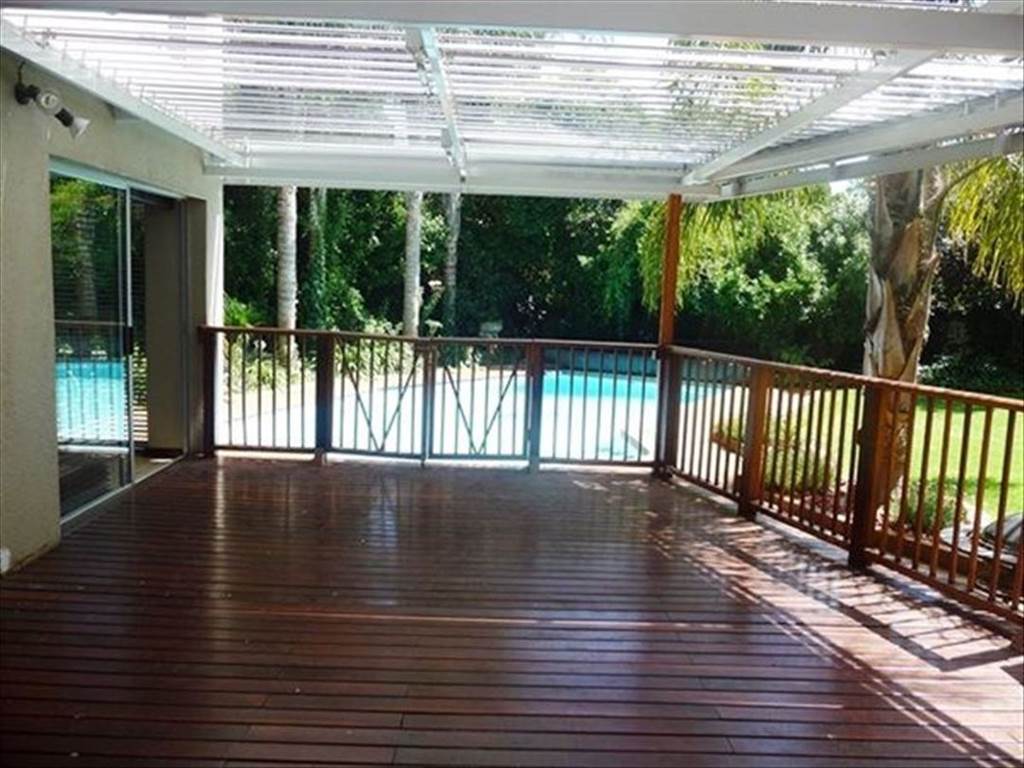 4 Bed House in Glen Marais photo number 20