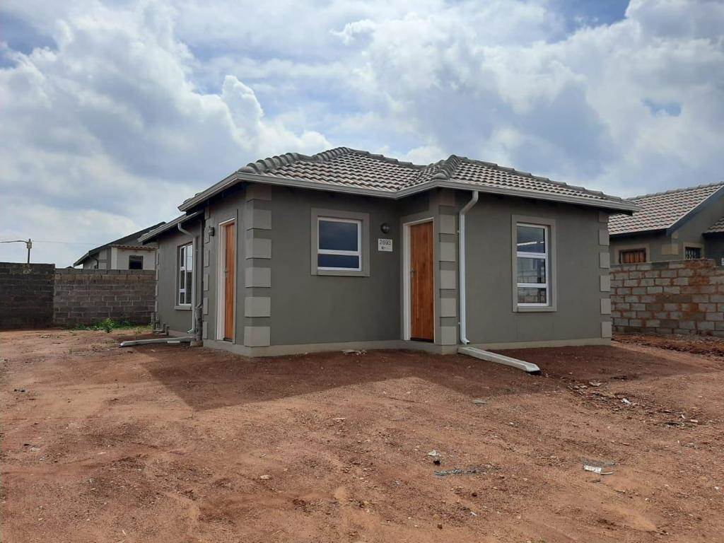 3 Bed House in Reiger Park photo number 5