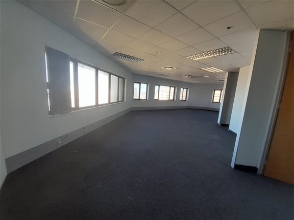 288.299987792969  m² Commercial space in Durban CBD