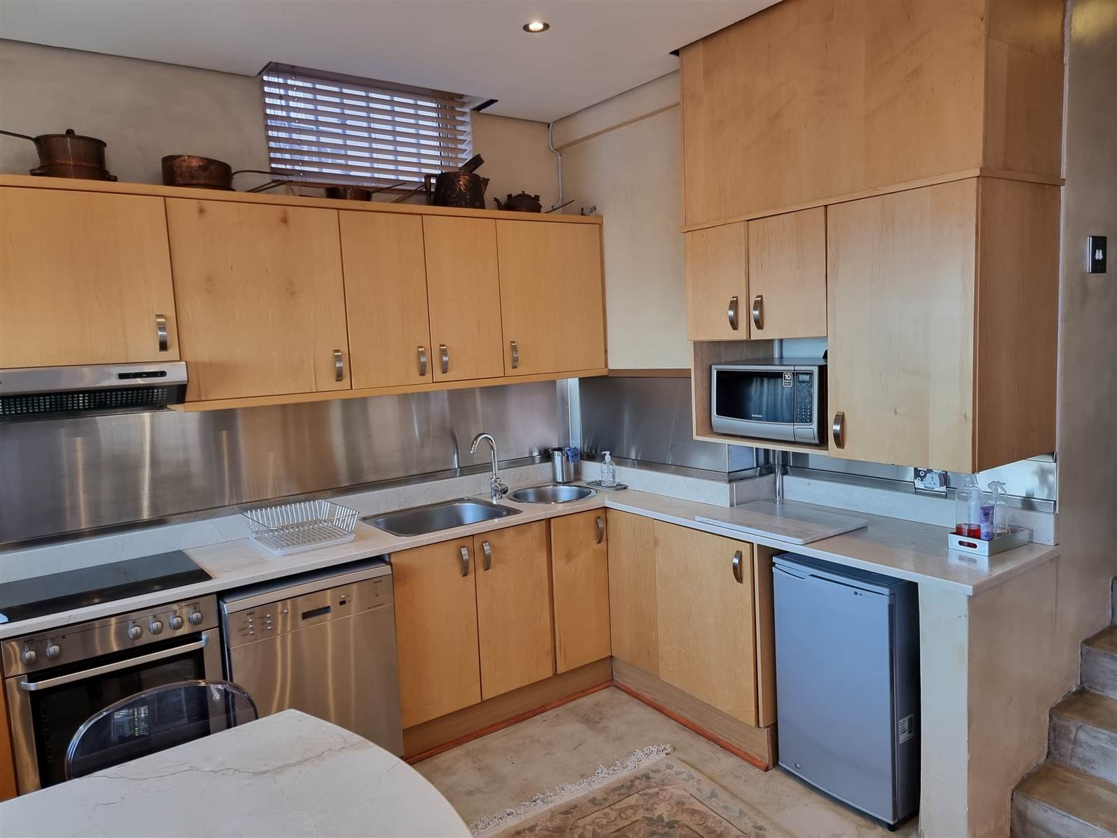 Studio Apartment in Bantry Bay photo number 4