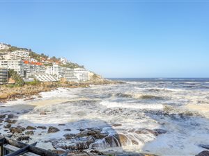 Apartment in Bantry Bay
