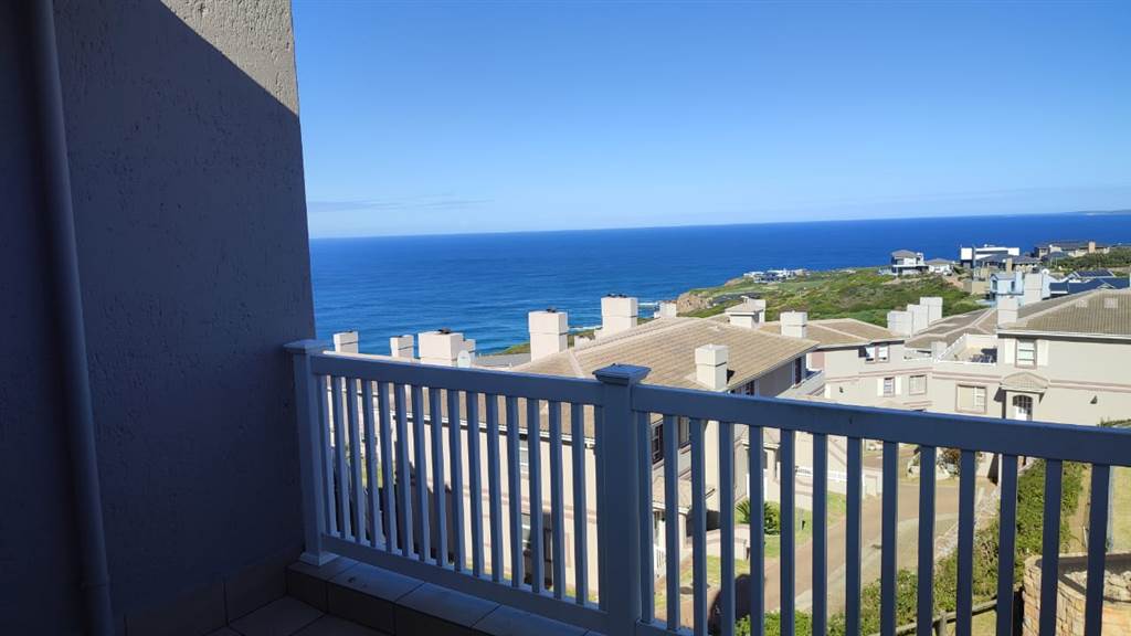 3 Bed Apartment in Pinnacle Point Golf Estate photo number 15