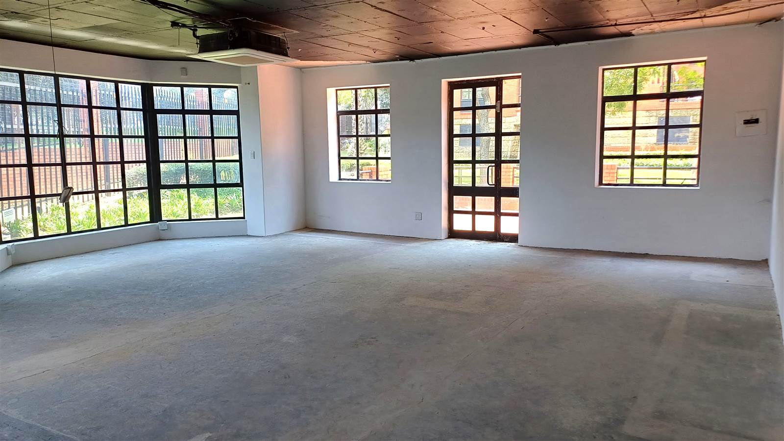 245.8  m² Commercial space in Bryanston photo number 6