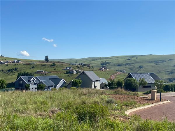 875 m² Land available in Highland Gate Golf and Trout Estate