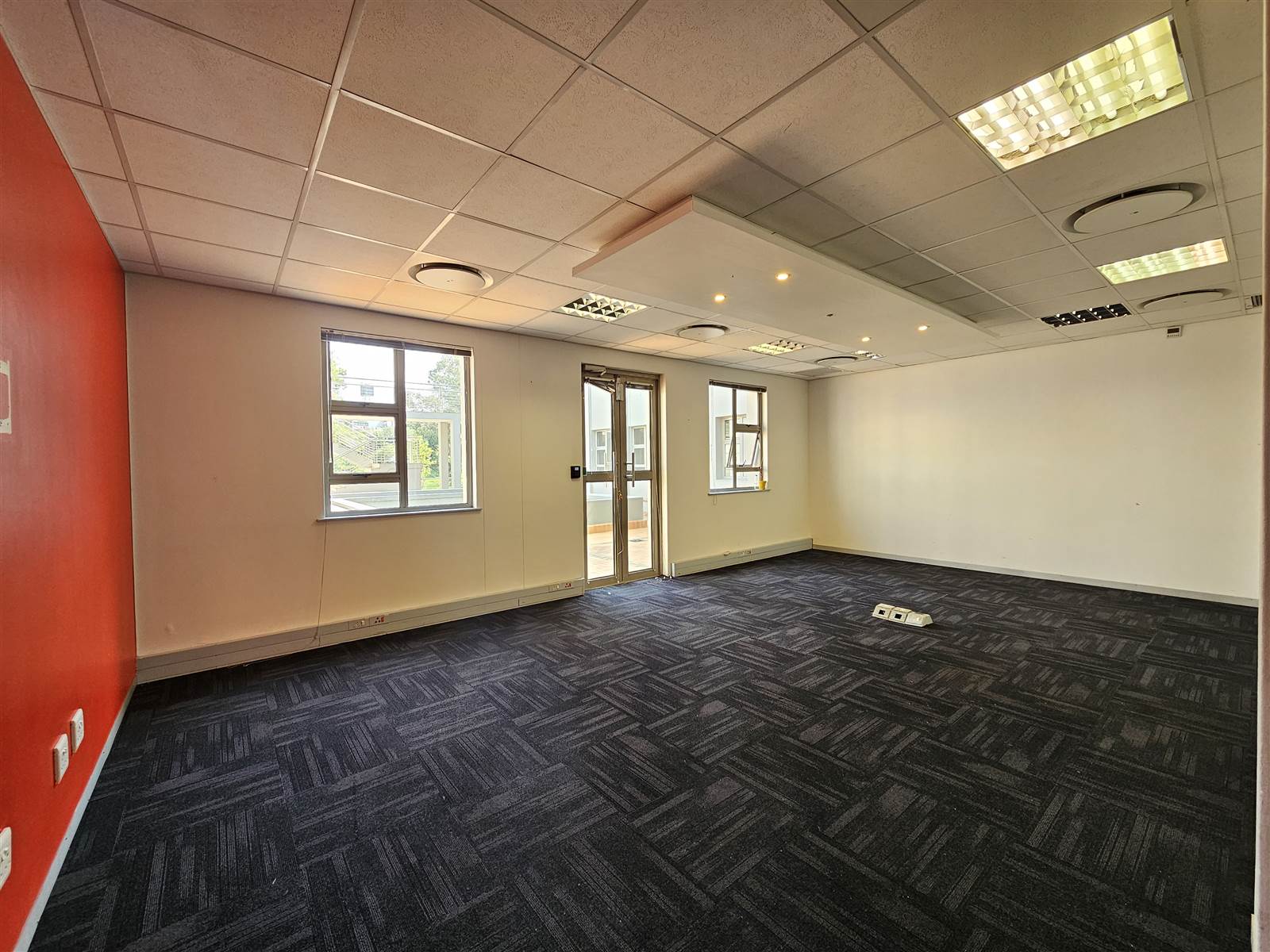 766.8  m² Commercial space in Bryanston photo number 5