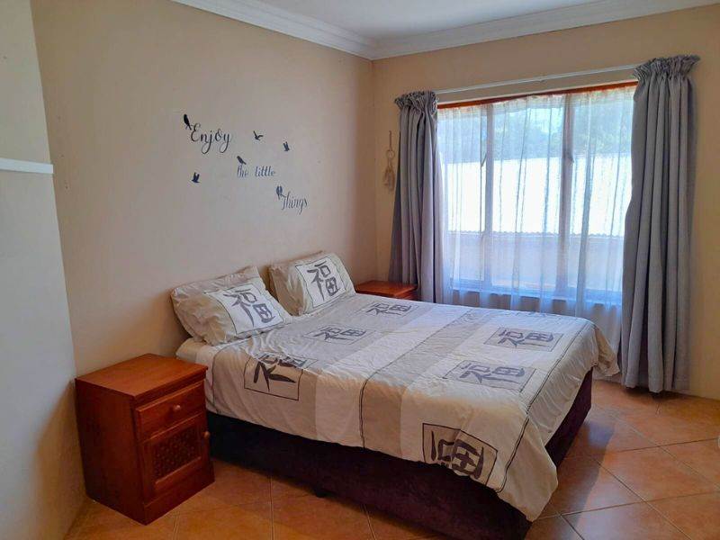5 Bed House in Kloof photo number 26