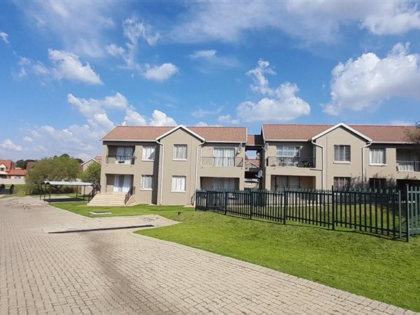 2 Bed Apartment in Willowbrook