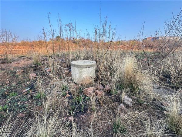 304 m² Land
