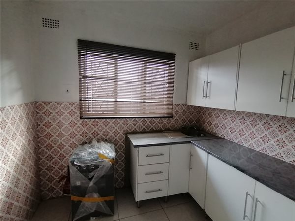 2 Bed Flat in Germiston South
