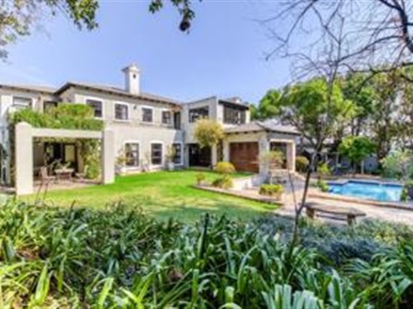 4 Bedroom House 4 Bedroom House