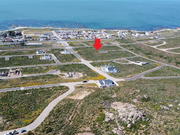 536 m² Land