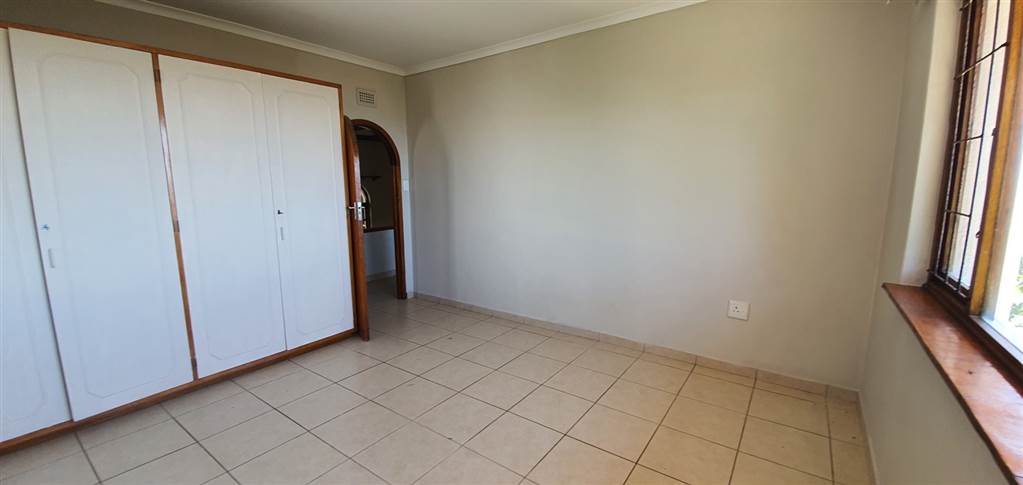 5 Bed House in Umhlanga Rocks photo number 19