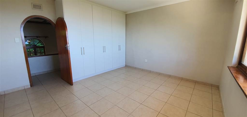 5 Bed House in Umhlanga Rocks photo number 21