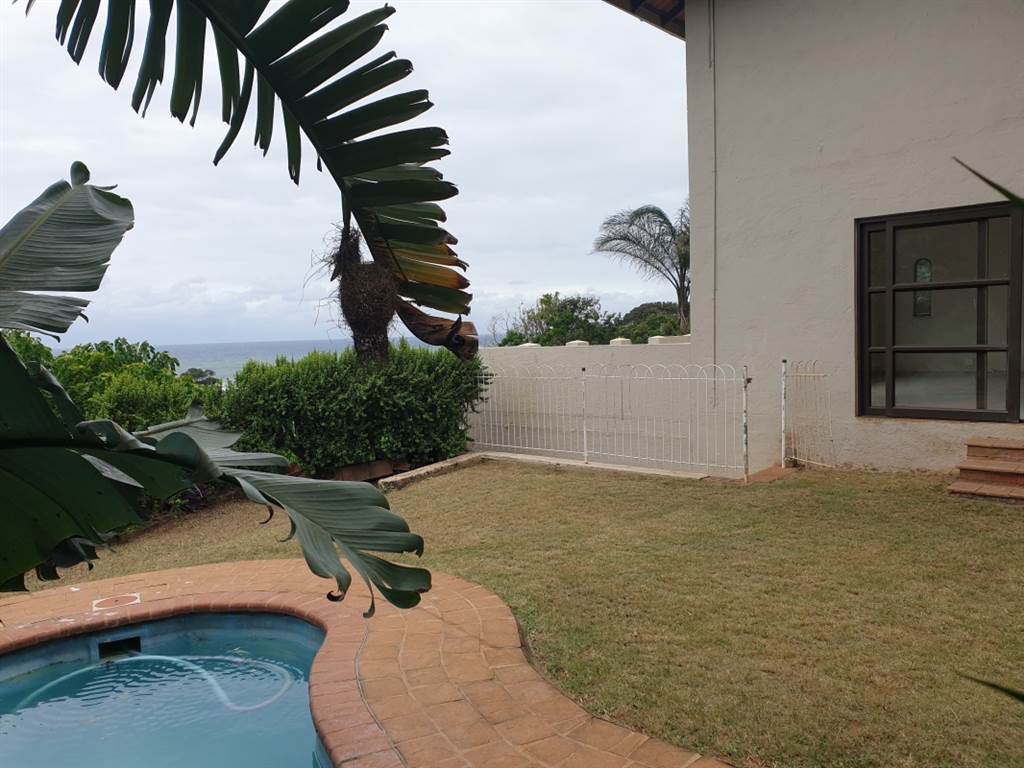 5 Bed House in Umhlanga Rocks photo number 16