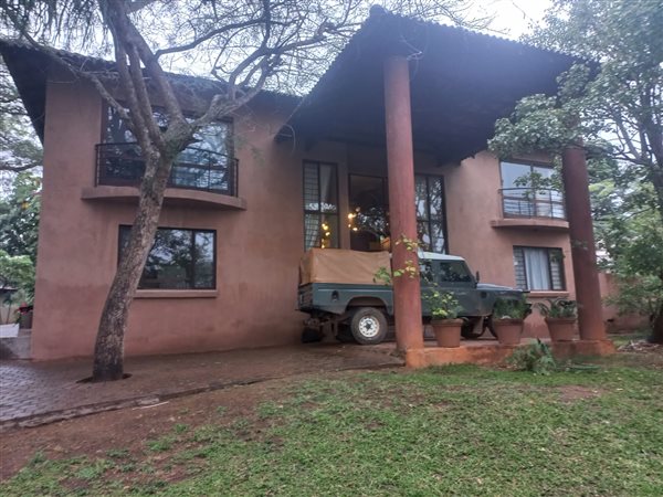 5 Bedroom House 5 Bedroom House