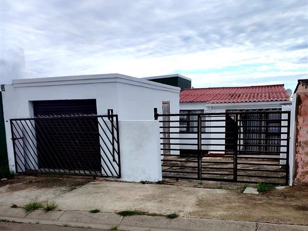 3 Bedroom House 3 Bedroom House