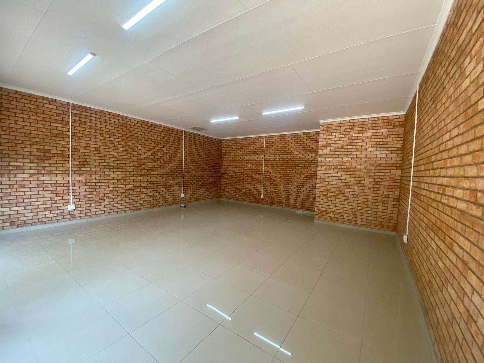 62  m² Commercial space in Lydenburg photo number 4
