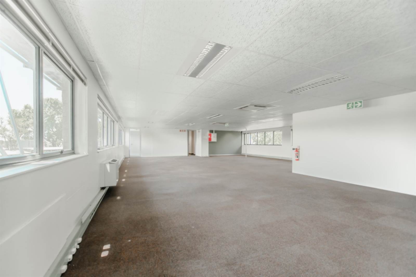 313  m² Commercial space in Randjespark photo number 12