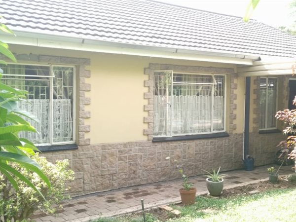 5 Bedroom House 5 Bedroom House