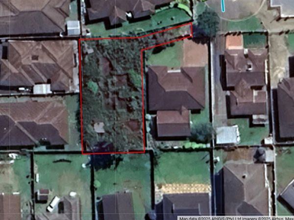 768 m² Land 768 m² Land
