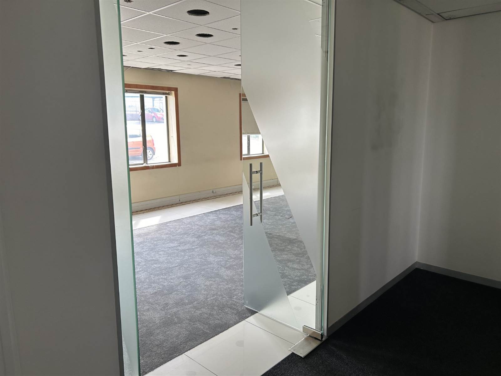 304  m² Commercial space in Woodmead photo number 6