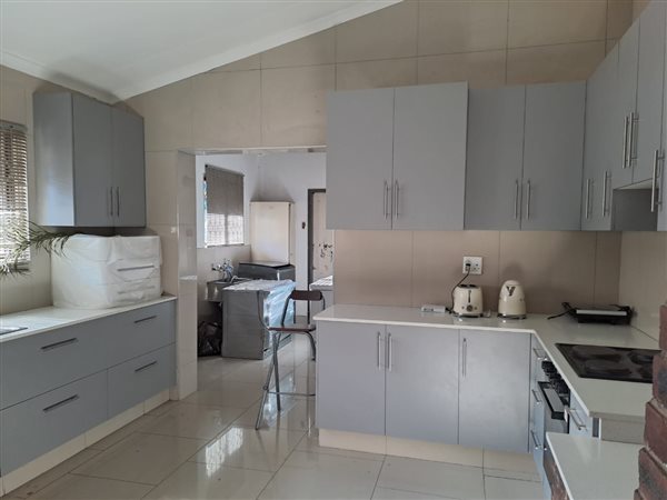 3 Bedroom House 3 Bedroom House