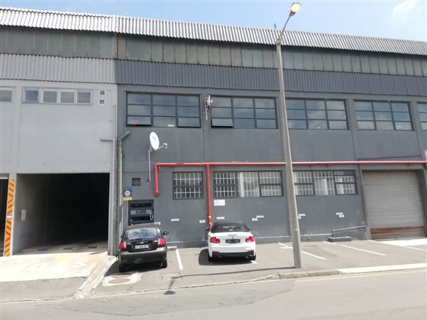 850  m² Industrial space