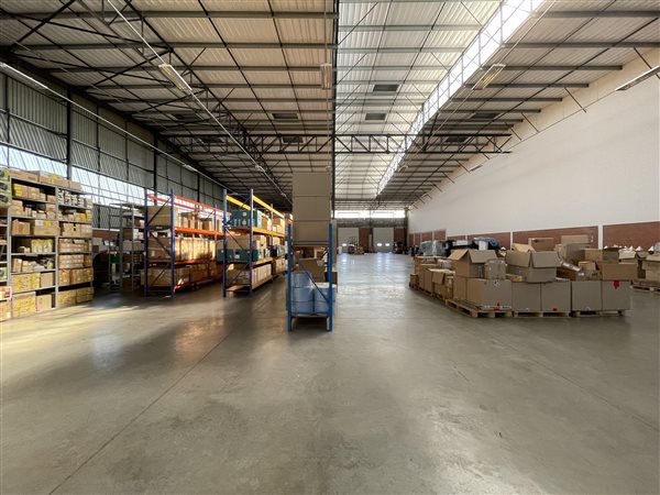 2062  m² Industrial space