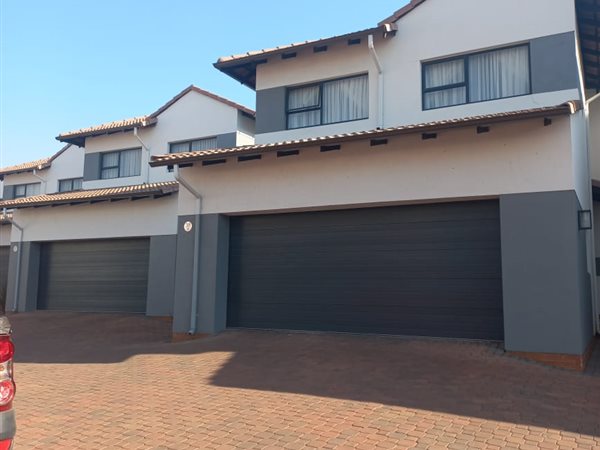 4 Bed House in Sharonlea