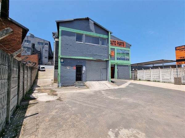 250  m² Commercial space in Briardene