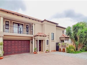3 Bed House in Rose Acres Estate