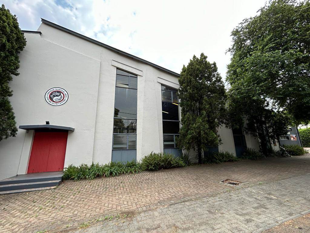 1000  m² Commercial space in Parkhurst photo number 5
