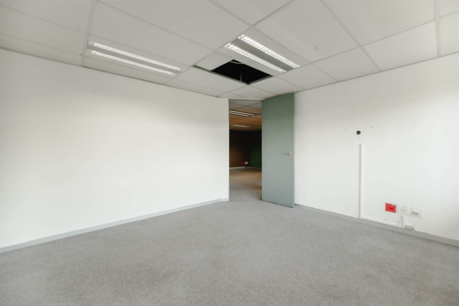 278  m² Commercial space in Randjespark photo number 8