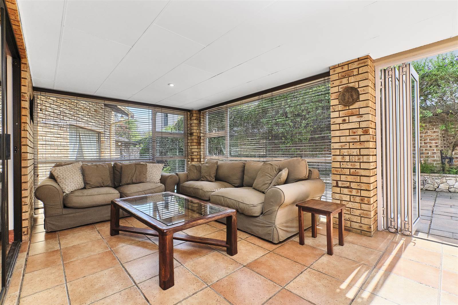 4 Bed House in Craighall Park photo number 14