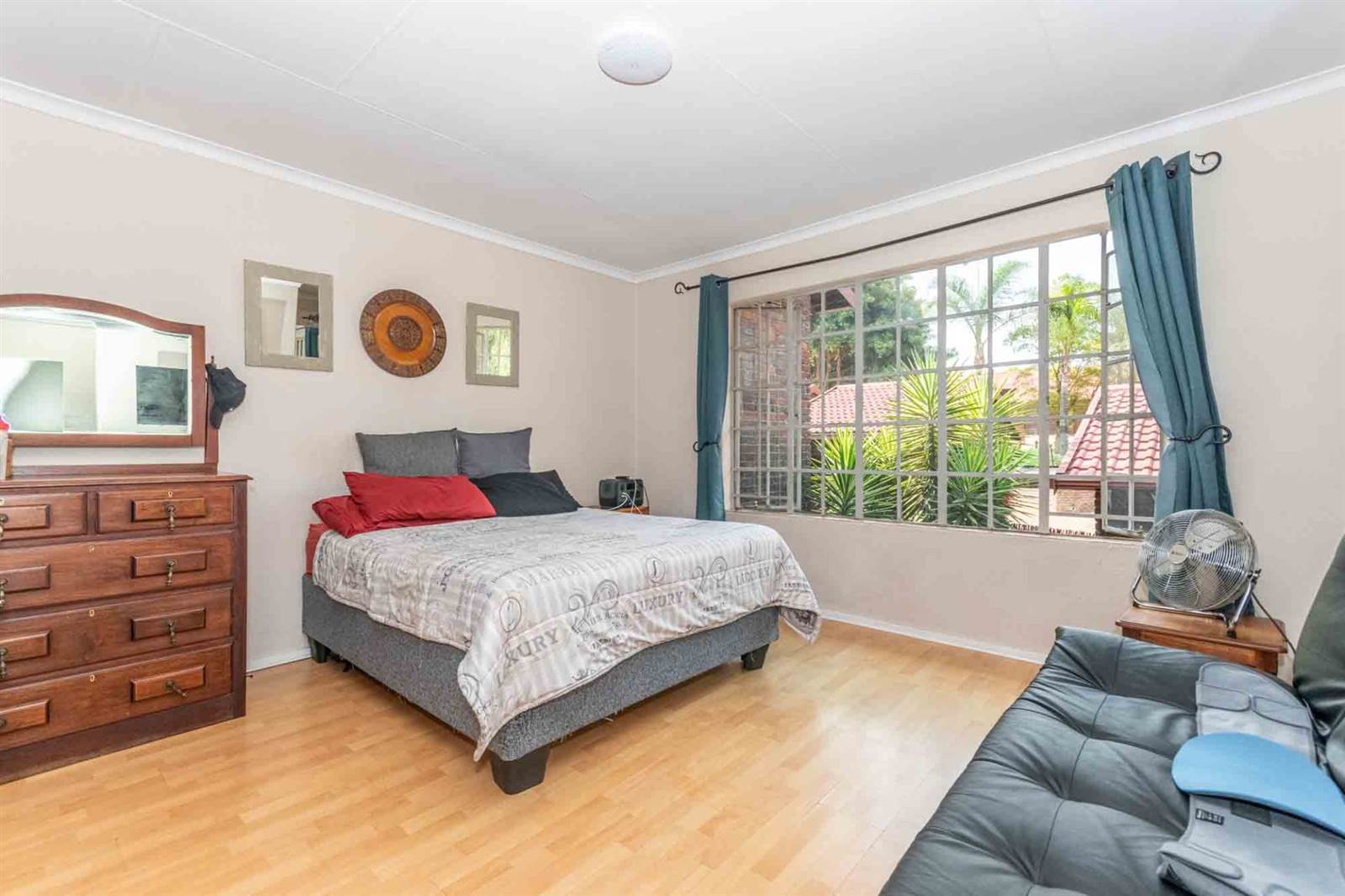 2 Bed Townhouse in Randpark Ridge photo number 10