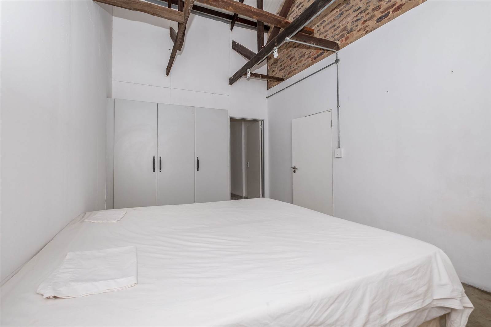 1 Bed House in Maboneng Precinct photo number 11