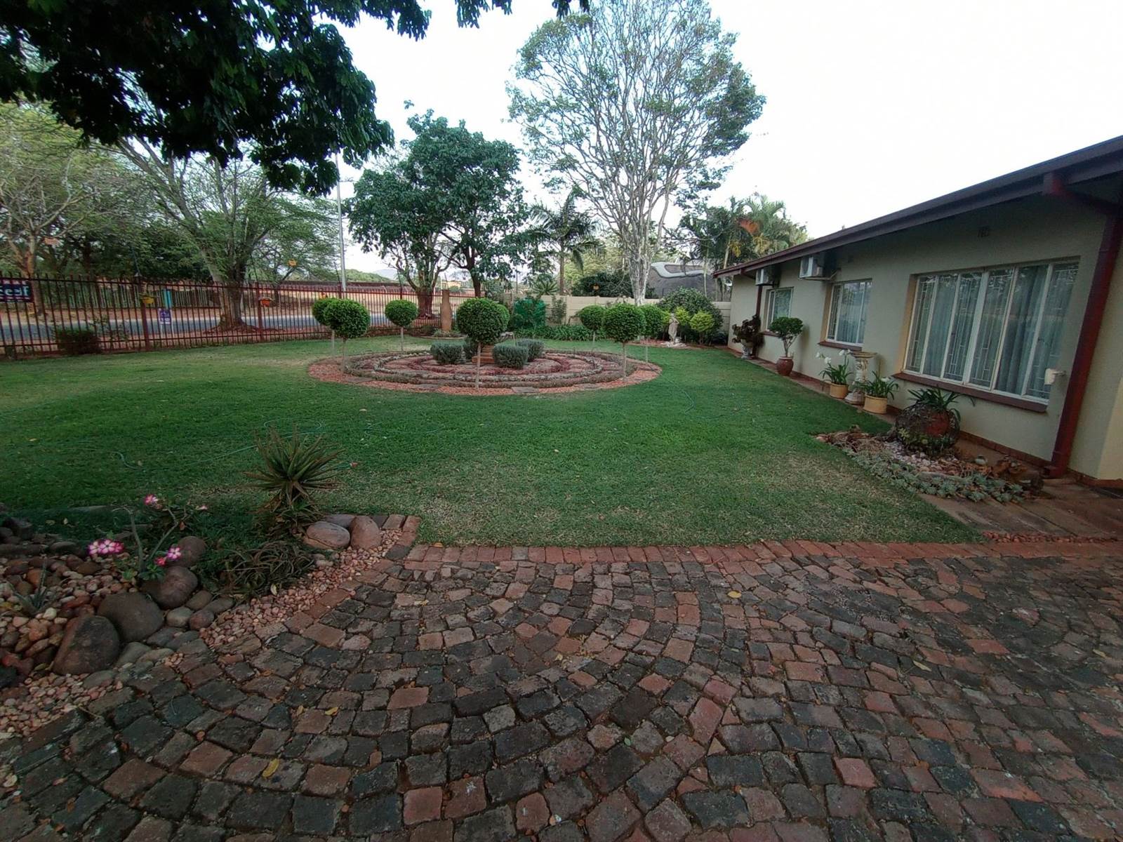 3 Bed House in Impala Park photo number 3