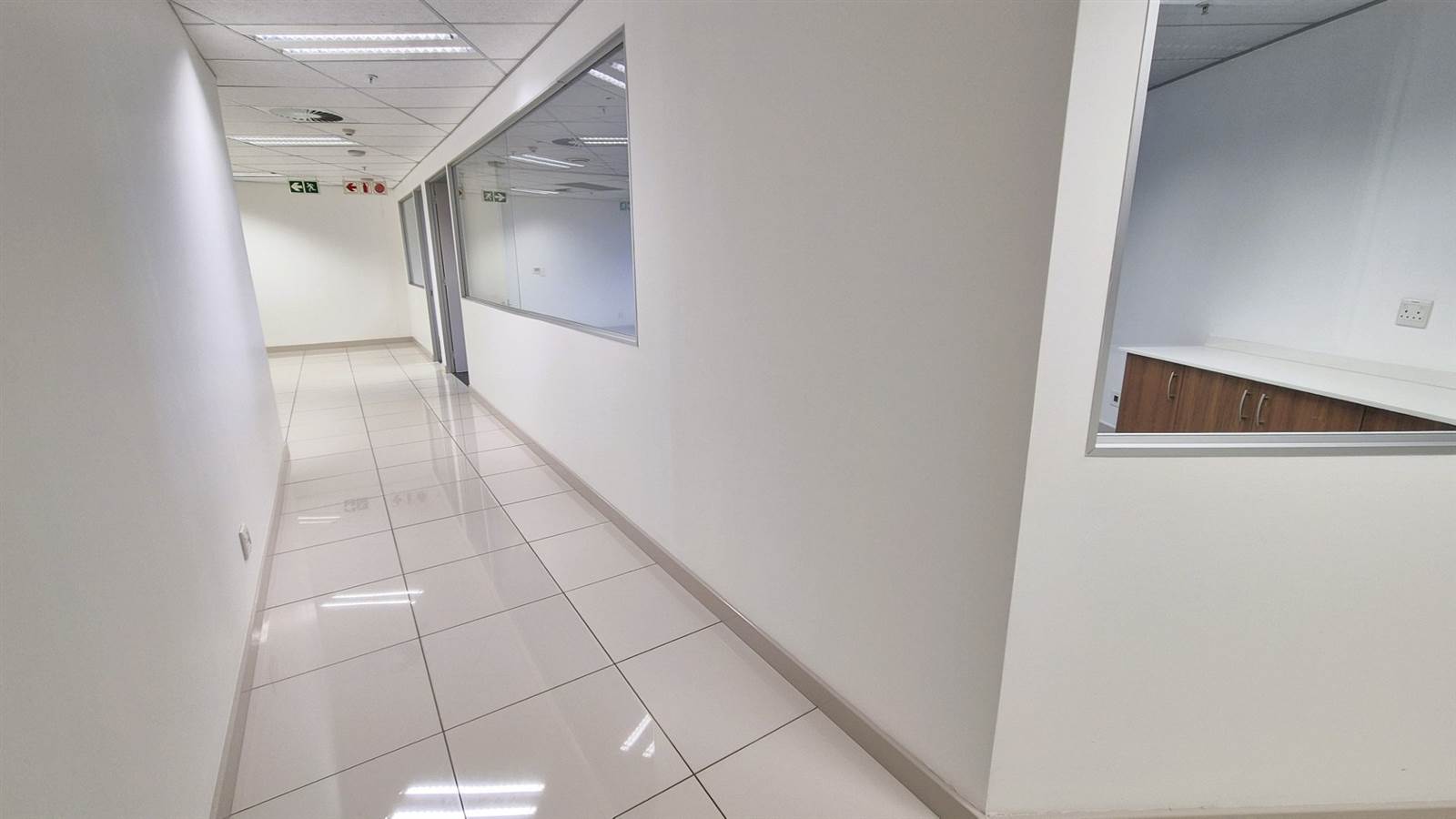 3161  m² Office Space in Menlyn photo number 17