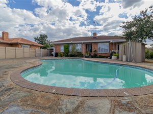 3 Bed House in Selcourt