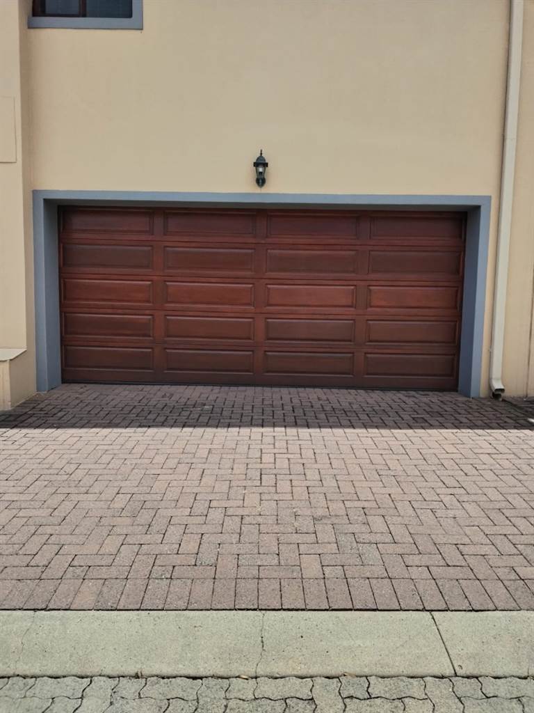 3 Bed Townhouse in Secunda photo number 25