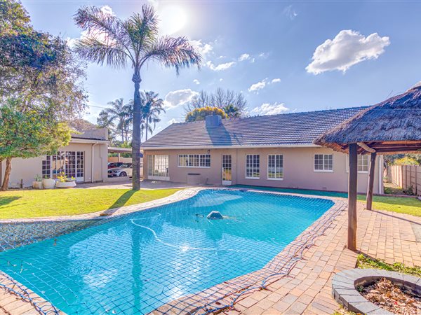 3 Bedroom House 3 Bedroom House
