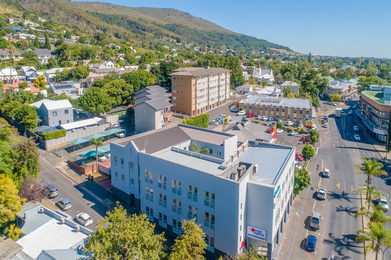 1851  m² Commercial space in Paarl photo number 7